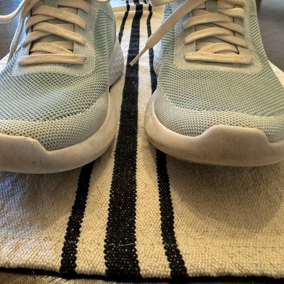 Kizik Athens Womans Size 7.5 Handsfree Athletic Shoes Sea Foam - Picture 8 of 11